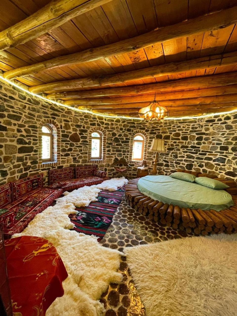 Dibra Park Agrotourism Hotel Peshkopi Exterior photo